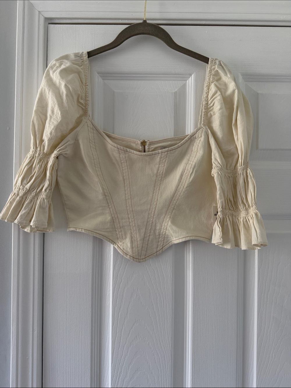Cream Corset Blouse with Puff Sleeves by Urban Outfitters NWT SIZE MEDIUM